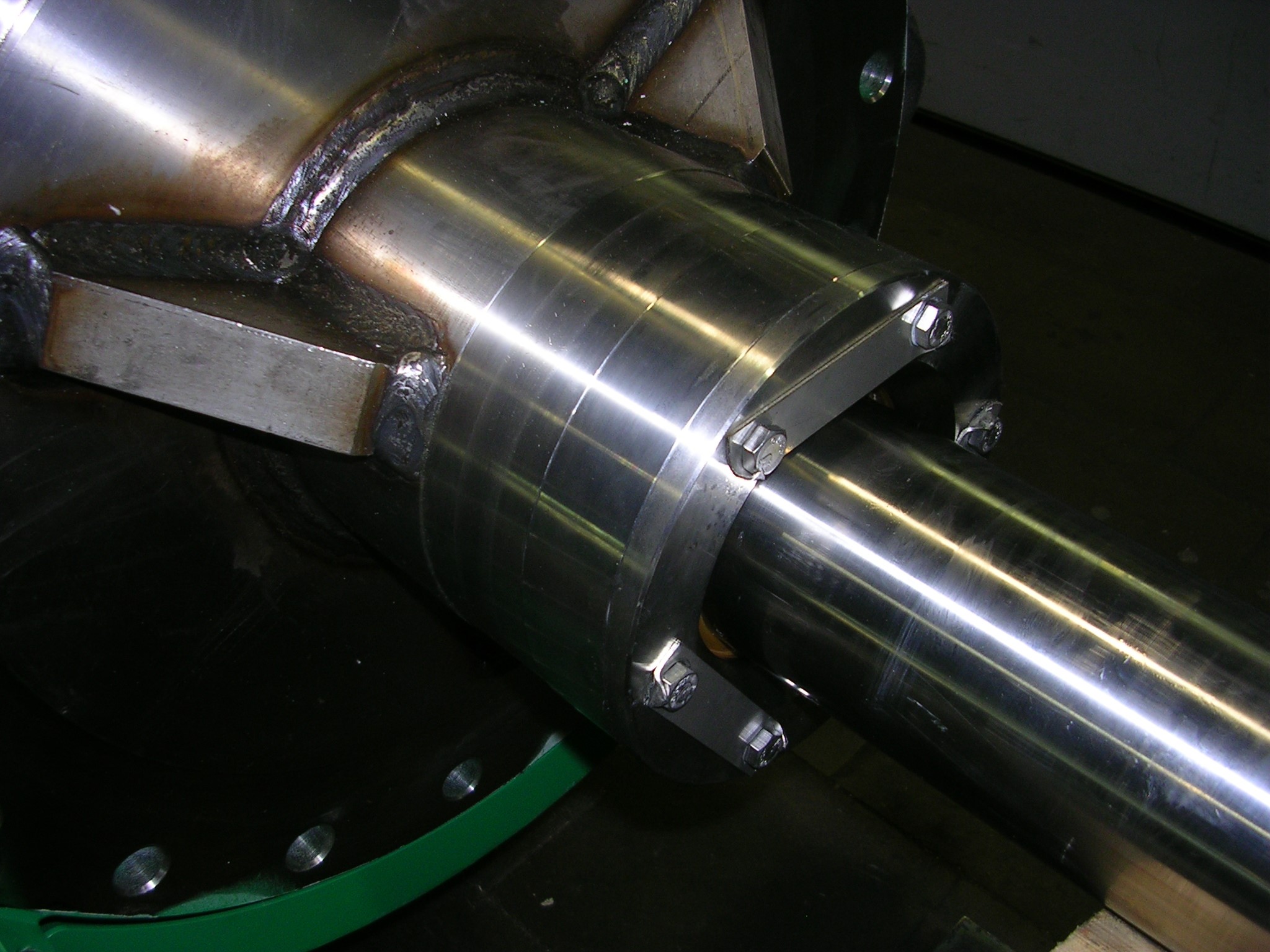 Blow back valve rod protection